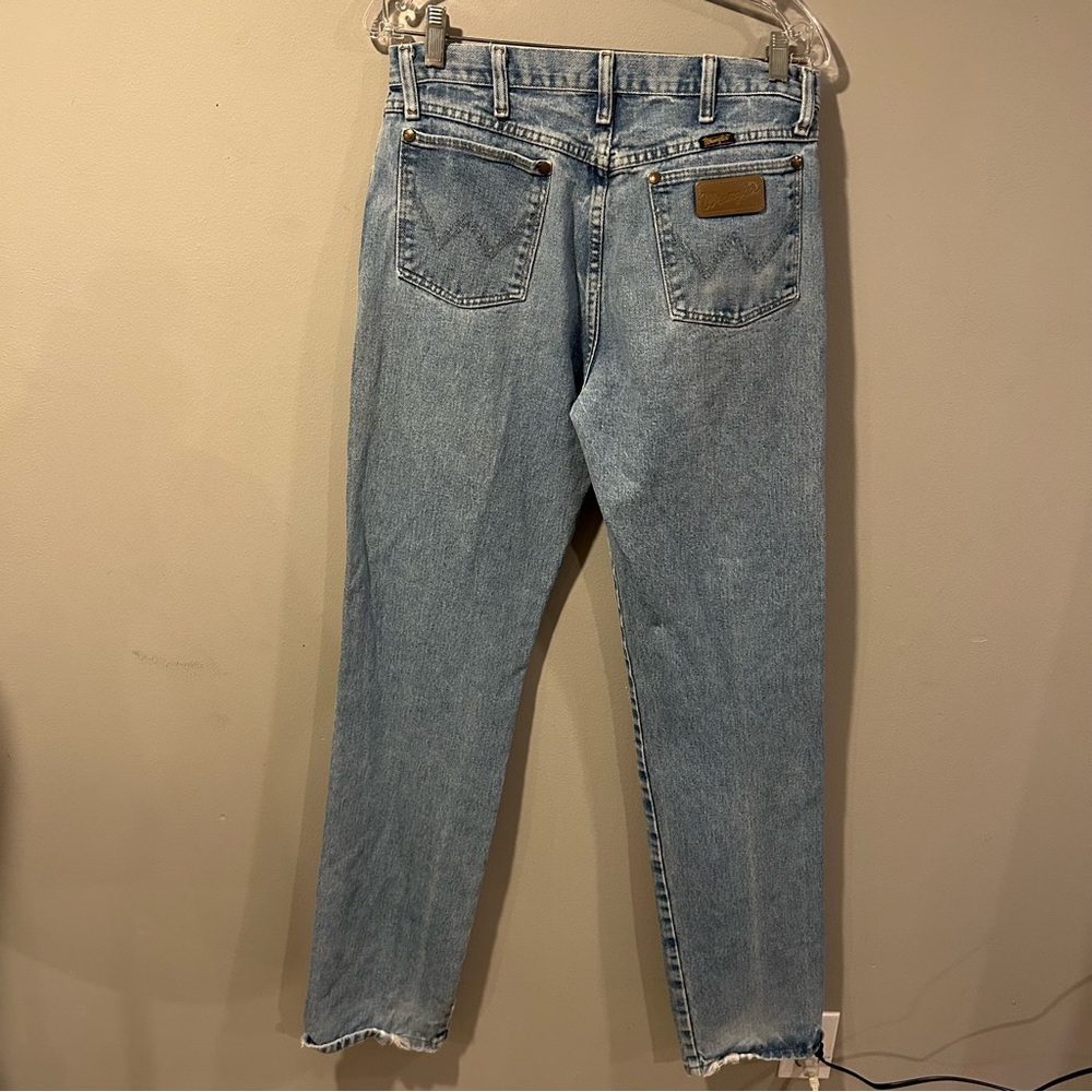 Vintage Wrangler Distressed Jeans 32 x 36 Men’s Light Wash Soft